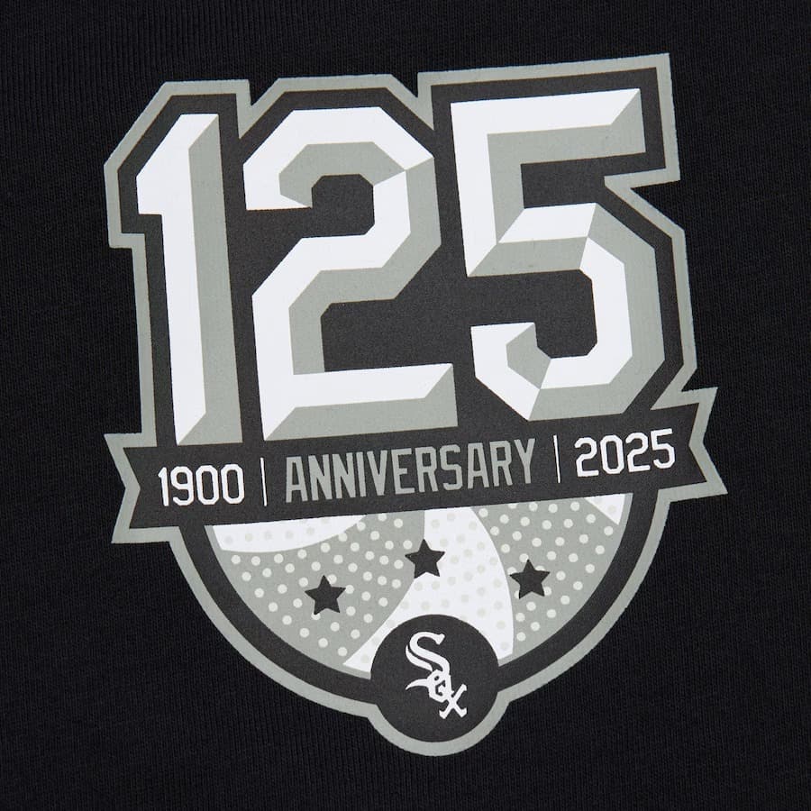 Футболка Mitchell & Ness Black Chicago White Sox Black Out Collection Premium T-Shirt