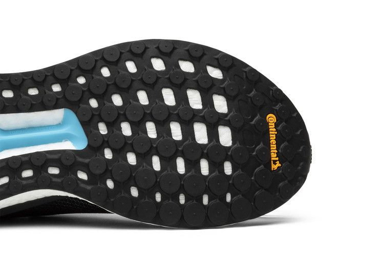 pharrell-x-wmns-solar-hu-glide-black-cg6736_04