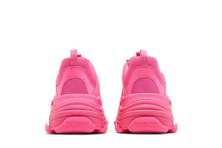 Кроссовки Balenciaga Triple S Sneaker 'Fluorescent Pink'