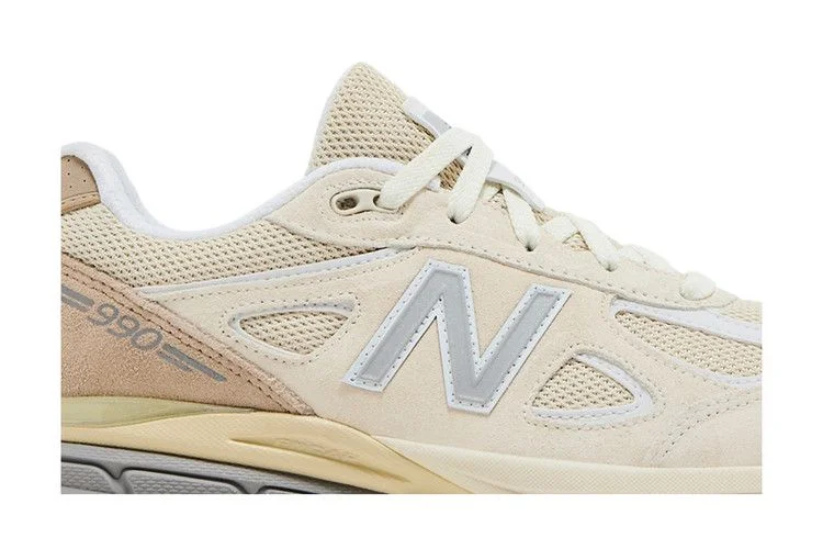 Кроссовки New Balance Teddy Santis x 990v4 Big Kid Wide 'Limestone'