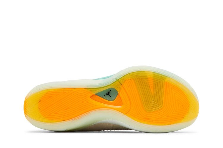 Кроссовки Air Jordan Luka 1 Next Nature 'Light Orewood Brown'