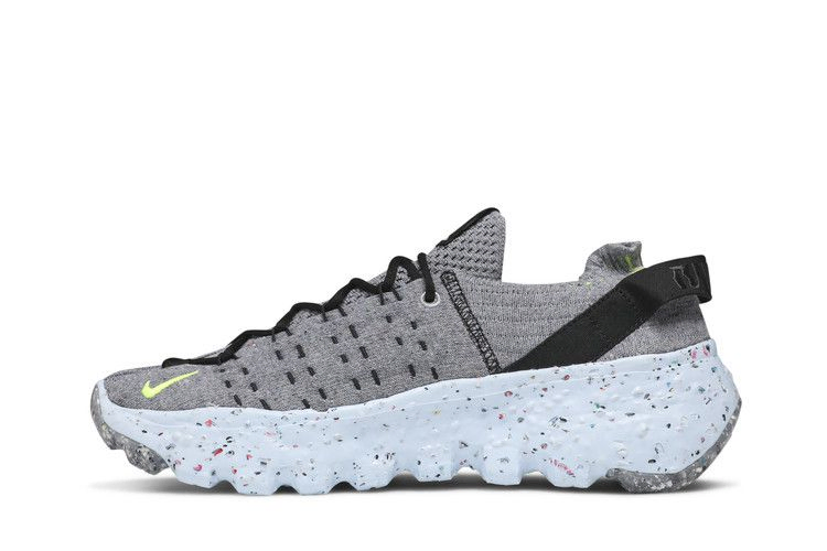 Кроссовки Nike Wmns Space Hippie 04 'This Is Trash - Volt'