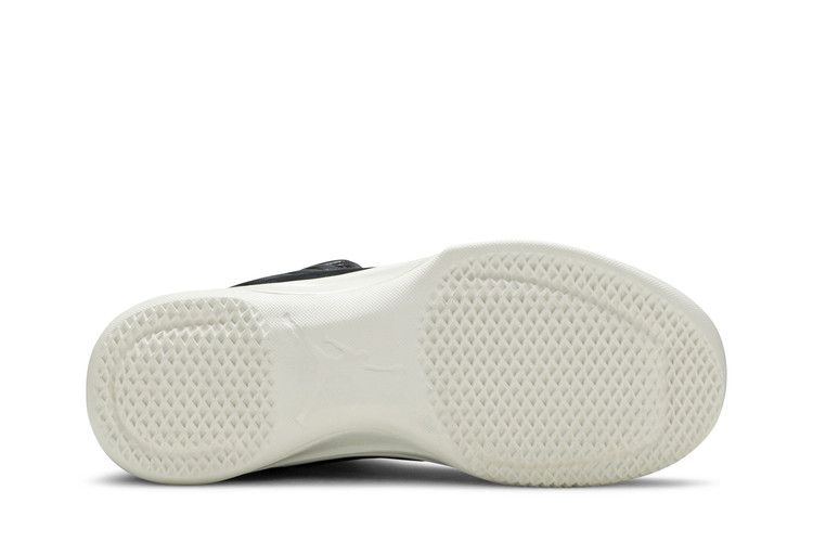 air-jordan-31-cyber-monday-854270-001_03