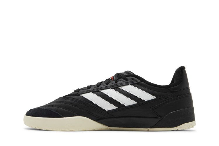 copa-nationale-black-white-fy0498_02