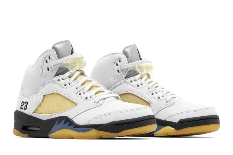 Krossovki-A-Ma-Maniere-x-Wmns-Air-Jordan-5-Retro-Dawn-7