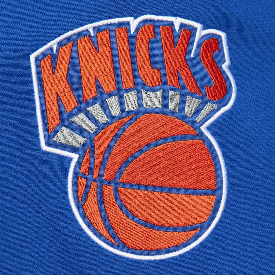 Mitchell-Ness-Royal-New-York-Knicks-Team-OG-2.0-Vintage-Logo-Fleece-Pullover-Hoodie-3