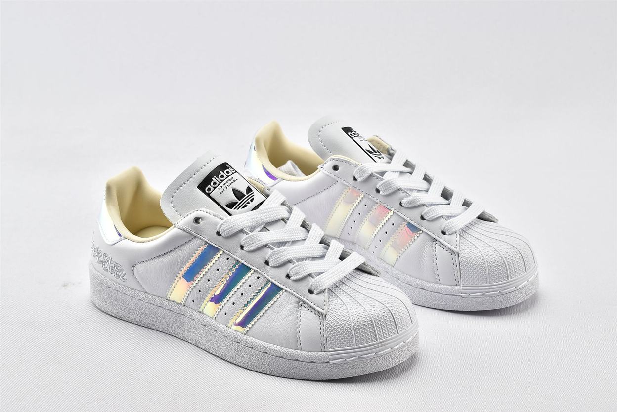 Кроссовки adidas Superstar Metallic Iridescent W