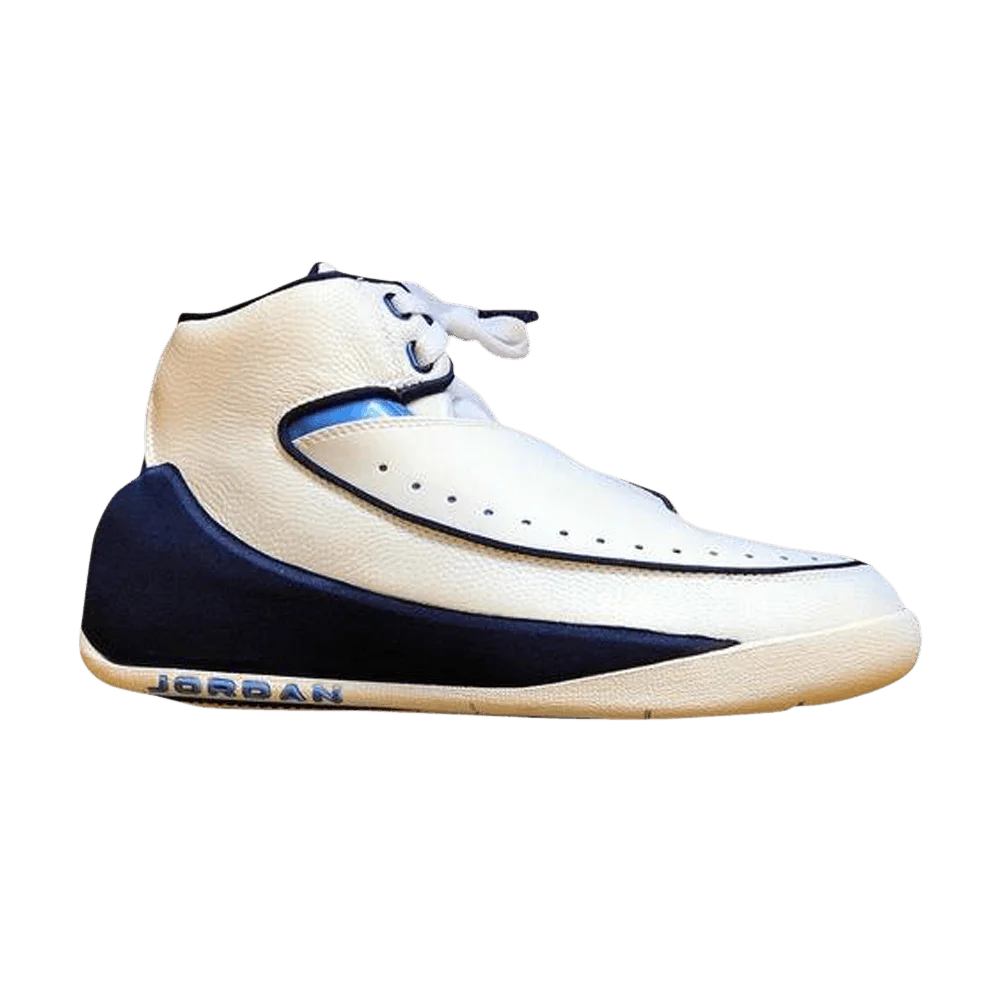 Krossovki-Nu-Retro-Air-Jordan-2-White-Midnight-Navy