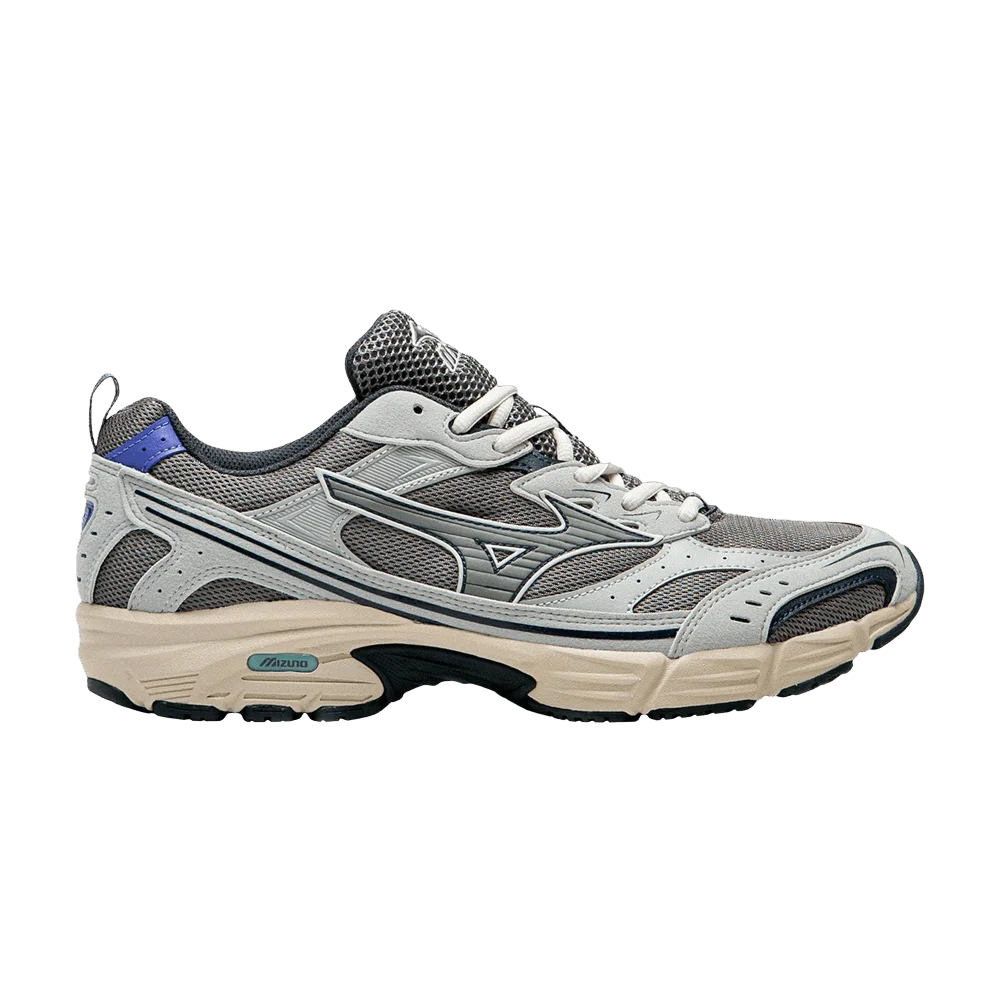 Krossovki-Mizuno-MXR-Grey-Black