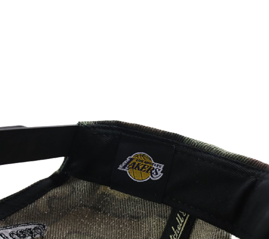 Tiger_Camo_Snapback_HWC_Los-Angeles_Lakers_3