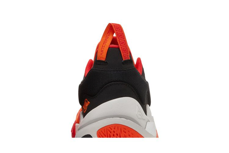 giannis-immortality-2-safety-orange-black-dm0825-800_06