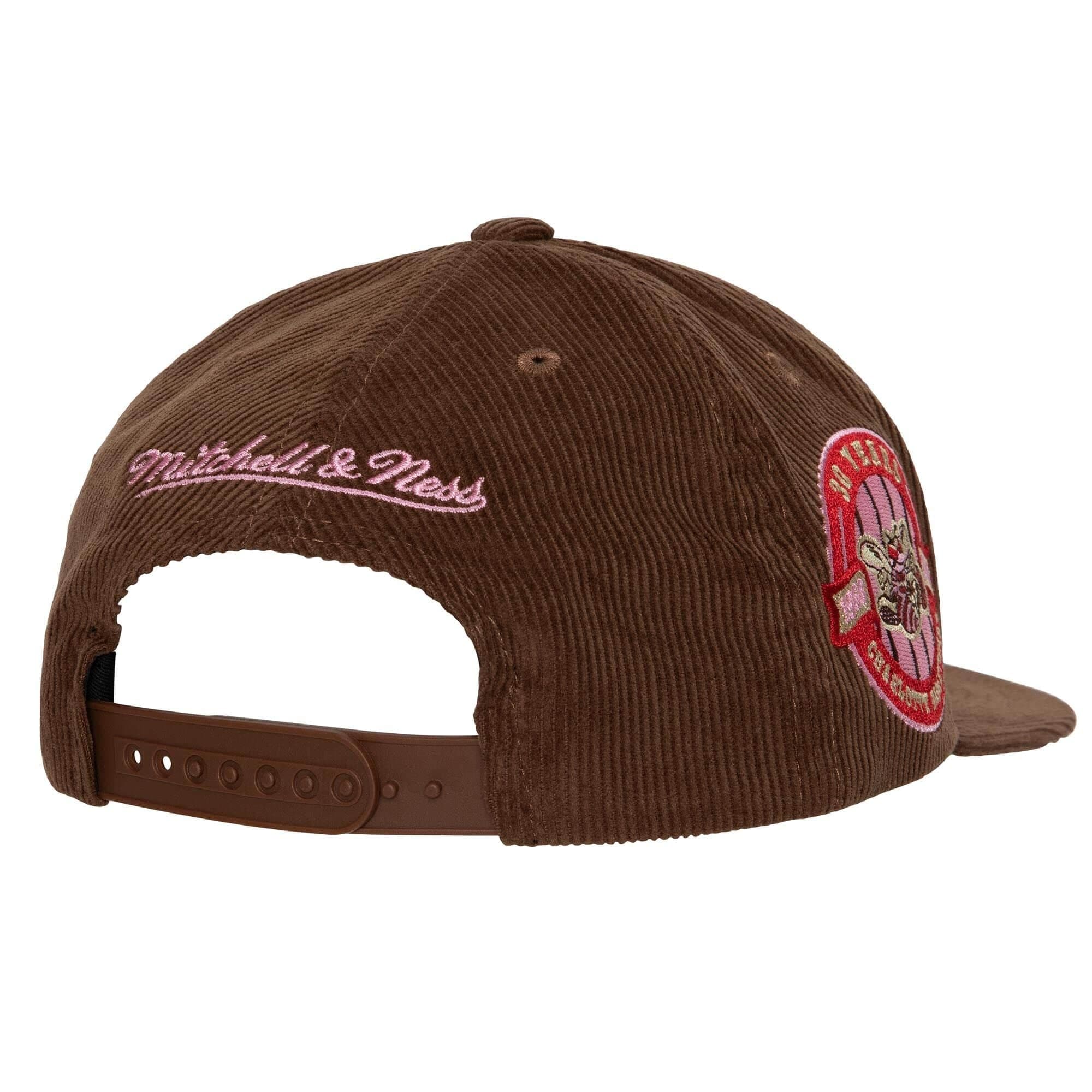 Mitchell-Ness-BSB-Cord-Deadstock-Snapback-HWC-Charlotte-Hornets-Hat-1