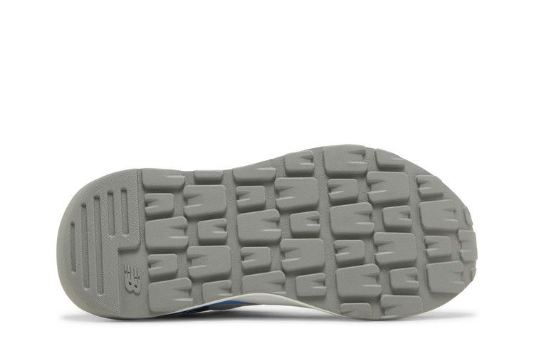 wmns-57-40-natural-indigo-electric-red-w5740psb_03