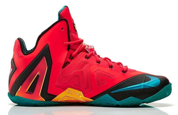 Кроссовки Nike LeBron 11 Elite 'Hero Pack'