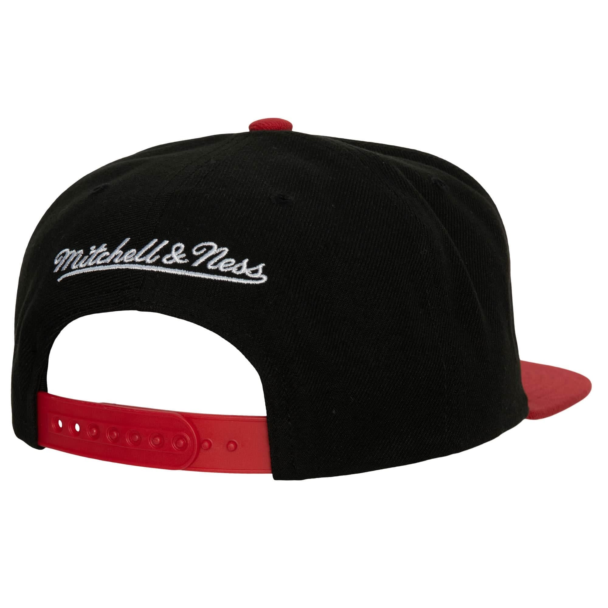 Бейсболка Mitchell & Ness Cross Check Snapback HWC Miami Heat Hat