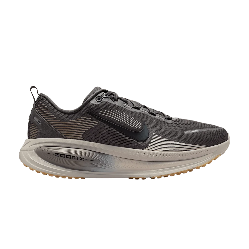 Krossovki-Nike-Vomero-18-Medium-AshCollege-GreyPale-IvoryBlack