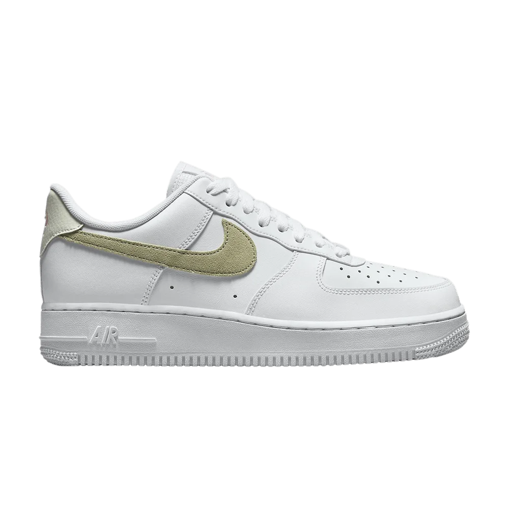 Krossovki-Nike-Wmns-Air-Force-1-07-White-Olive-Aura