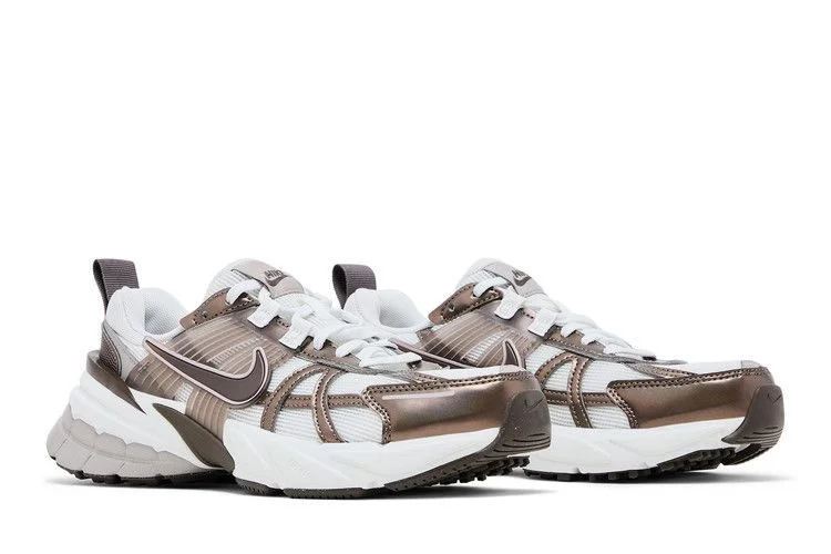 Krossovki-Nike-Wmns-V2K-Run-Mink-Brown-7-1