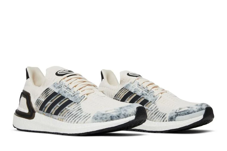 Krossovki-Adidas-UltraBoost-DNA-Climacool-Chalk-White-Carbon-7
