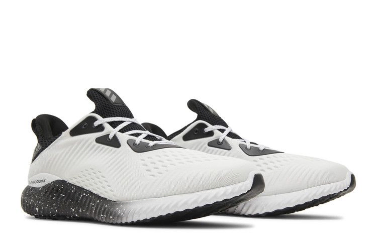 alphabounce-1-white-black-speckled-hp2305_07