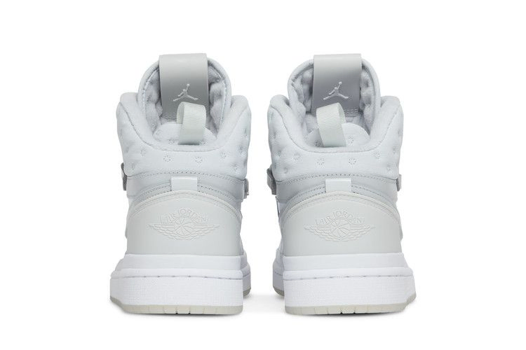 Кроссовки Wmns Air Jordan 1 Acclimate 'White Grey Fog'