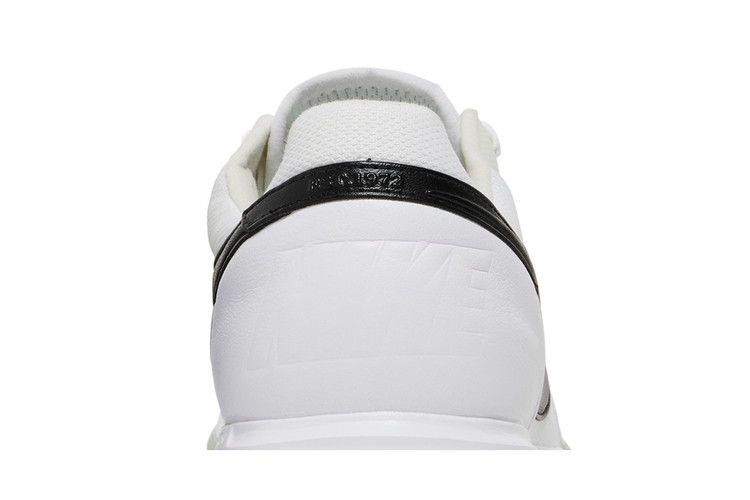 Кроссовки Nike Premier 2 Sala IC 'White Black'