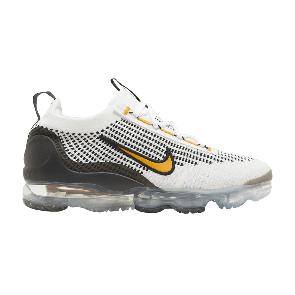 Krossovki-Nike-Air-VaporMax-2021-Flyknit-White-Kumquat