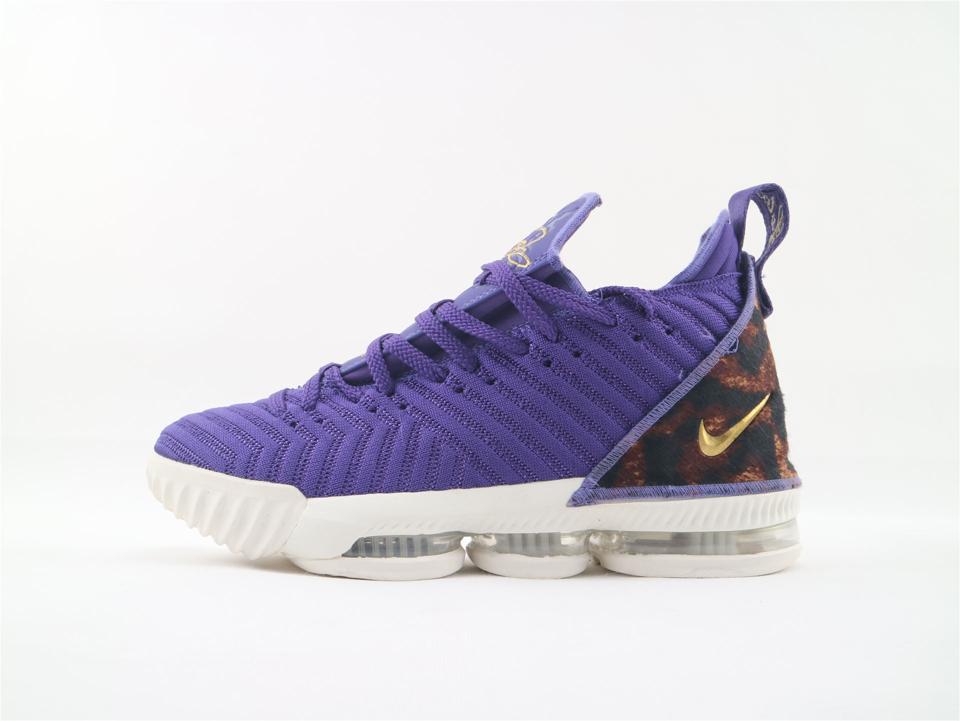 Кроссовки Nike LeBron 16 King Court Purple