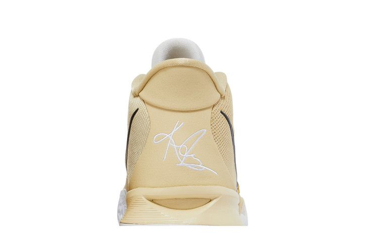 Кроссовки Nike Kyrie 7 TB 'Team Gold'