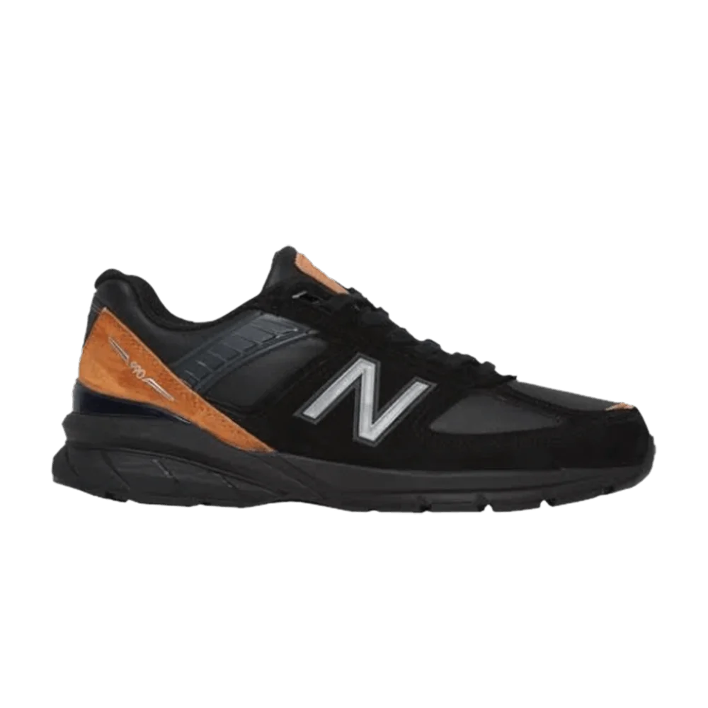 Krossovki-New-Balance-990v5-Made-In-USA-Black-Gold