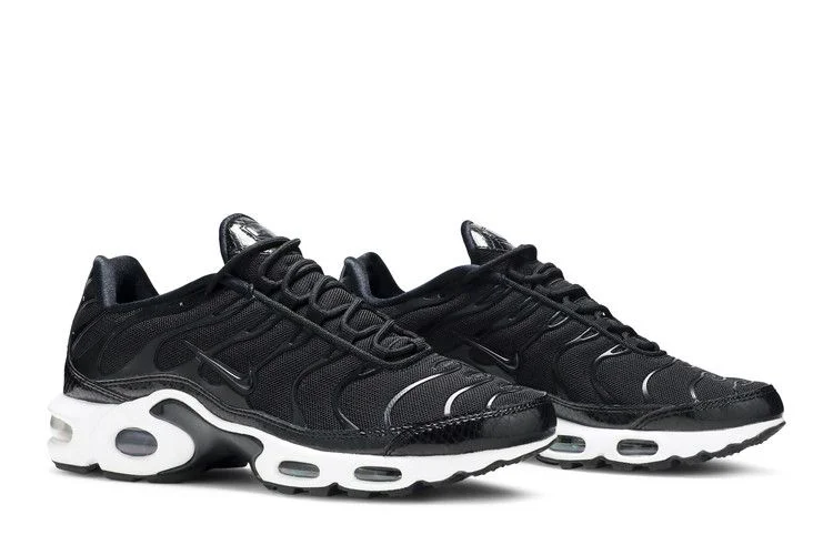 Krossovki-Nike-Wmns-Air-Max-Plus-SE-Black-7