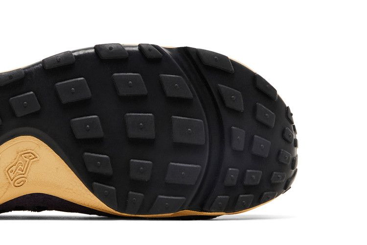 wmns-air-footscape-woven-dark-raisin-fz2615-500_04