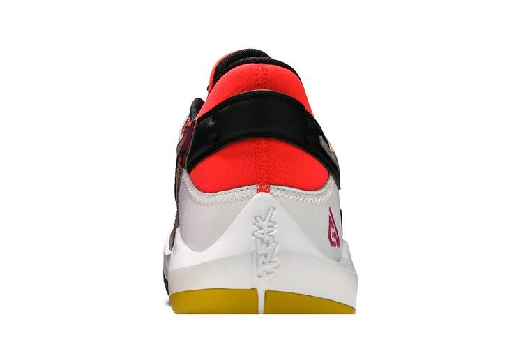 Кроссовки Nike Zoom Freak 2 NRG 'Gradient Fade'