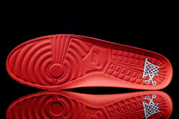 dunk-cmft-705434-600_03