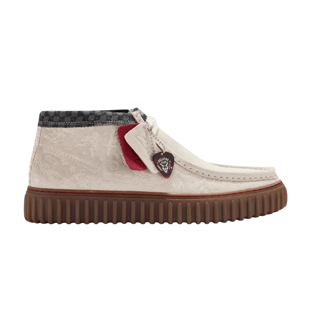 Кроссовки Stranger Things x Clarks Torhill Hi 'Hellfire Club - Off White'