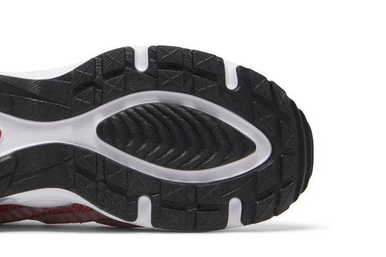 air-max-tw-university-red-dq3984-104_04