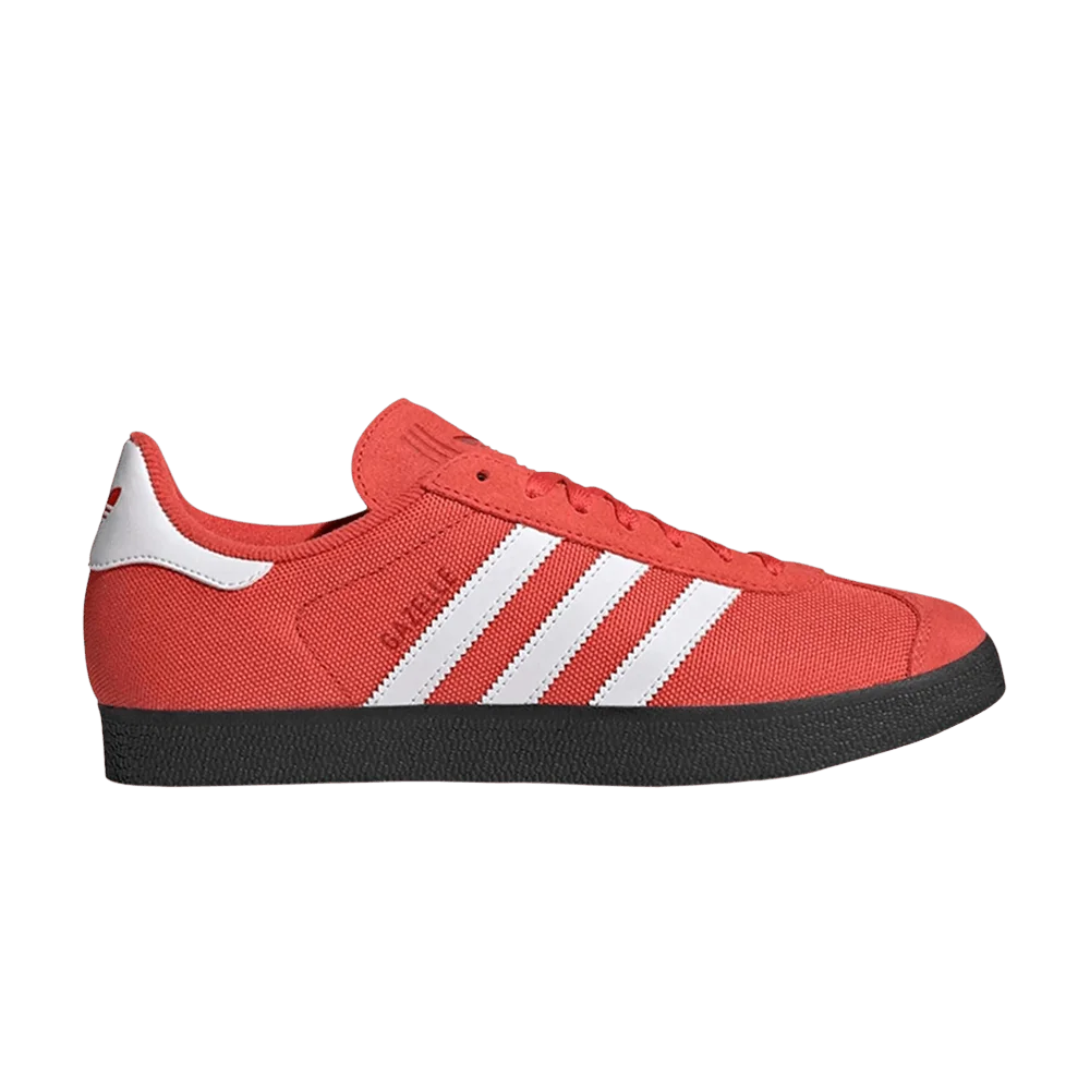 Krossovki-adidas-Gazelle-Crew-Red
