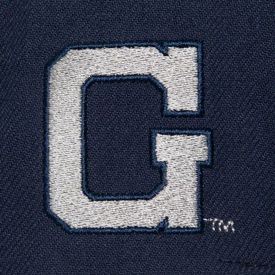 Бейсболка Mitchell & Ness Navy Georgetown Hoyas Just Don Team Vault Snapback Hat