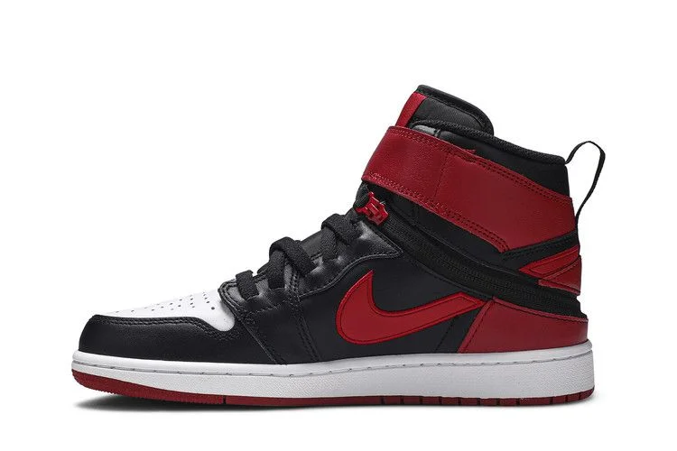Кроссовки Air Jordan 1 High FlyEase 'Black Toe'