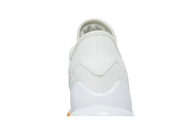Кроссовки Nike Air Max Impact 2 'Summit White Metallic Bronze'