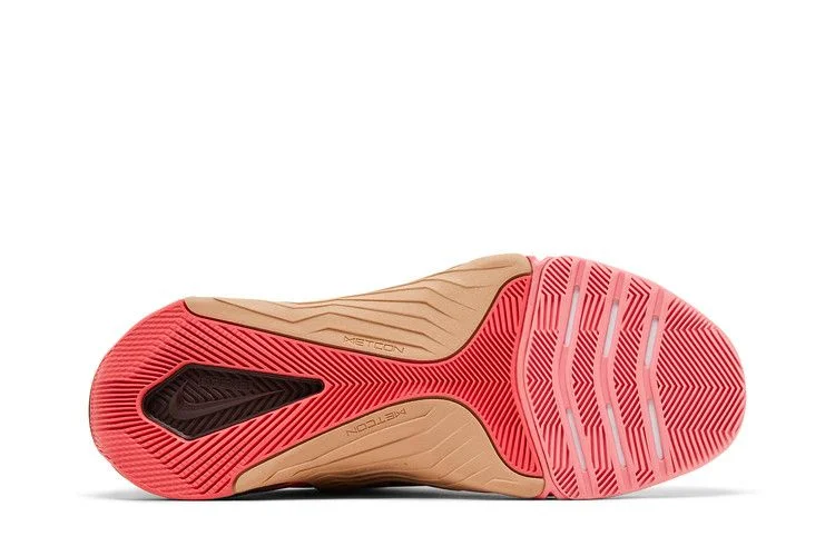 Krossovki-Nike-Wmns-Metcon-8-AMP-Coral-Chalk-Camo-3