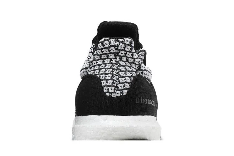 Krossovki-adidas-UltraBoost-5.0-DNA-J-Oreo-6