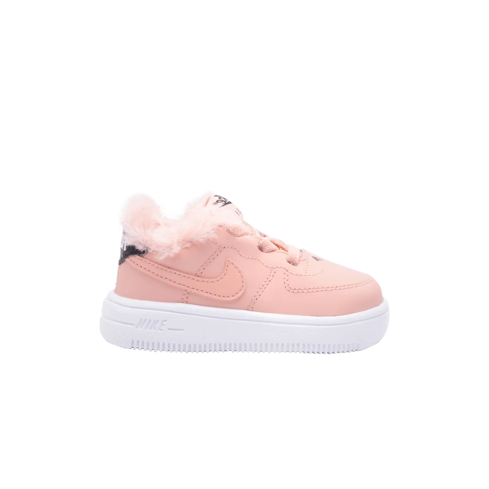 Krossovki-Nike-Air-Force-1-Low-TD-Valentines-Day-Coral