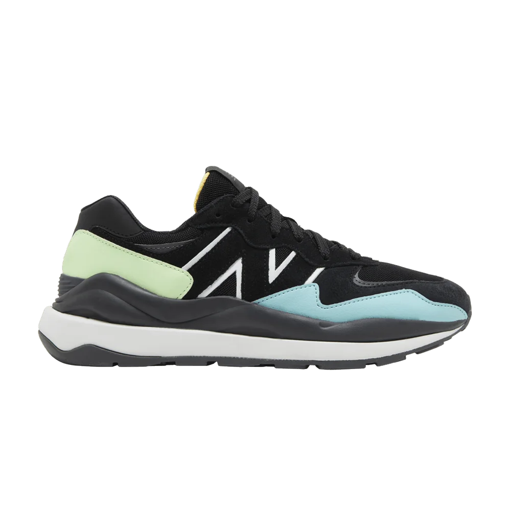 Krossovki-New-Balance-5740-Black-Vibrant-Spring-Glow