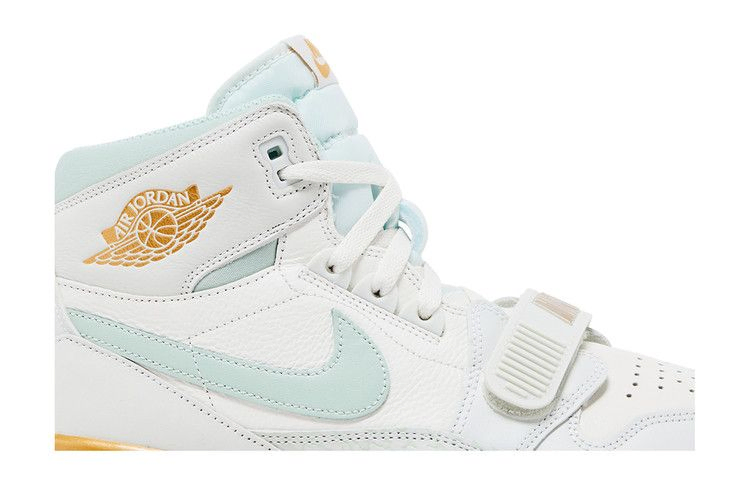 Кроссовки Air Jordan Legacy 312 'Sail Pistachio Frost'