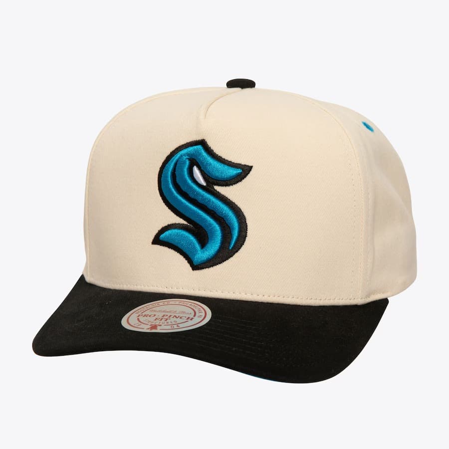 Бейсболка Mitchell & Ness Cream Seattle Kraken Overspray Pro Crown Snapback Hat