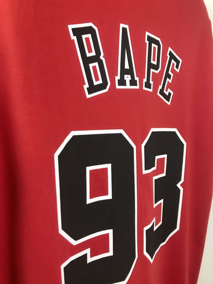 BAPE-x-Mitchell-Ness-Bulls-Tee-Red-8
