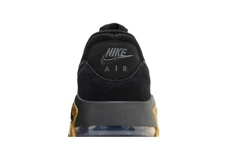 air-max-excee-black-gum-hv0928-010_06