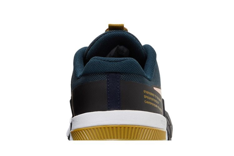metcon-8-armory-navy-arctic-orange-do9328-401_06