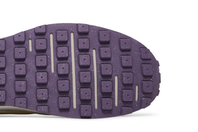 waffle-one-exeter-edition-dm8110-100_04